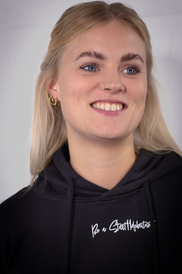 Be a Start11debütant cropped Hoodie Schwarz
